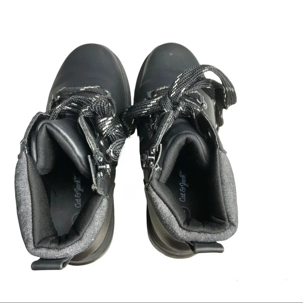 Cat & Jack Black Hiking Boots Boys Sz 2